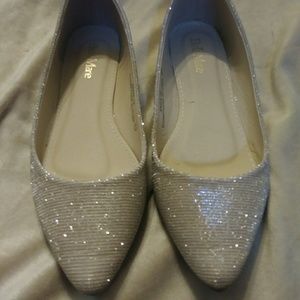 Gold Flats, size 9